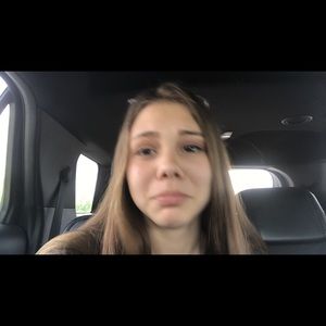 Meet your Posher, Genna